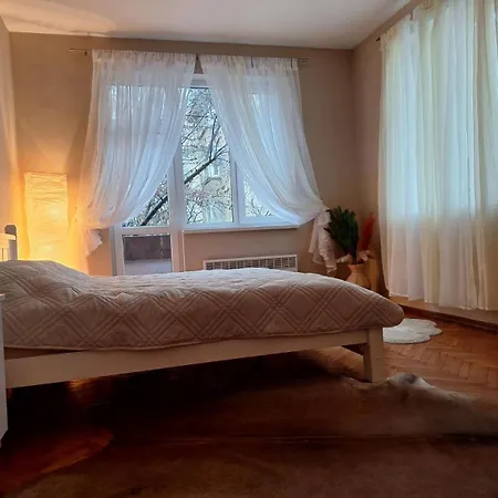 דירה Cozy In The Heart Of